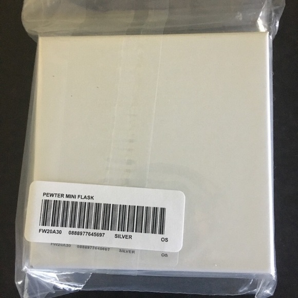 Supreme Pewter Mini Flask - Picture 3 of 3